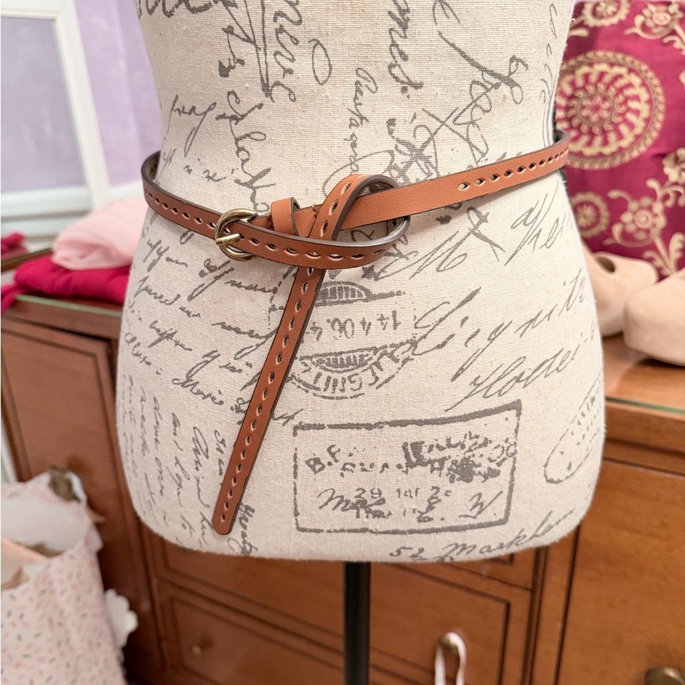 Stylish 40” Brown Pleather Belt - Picture 2 of 11